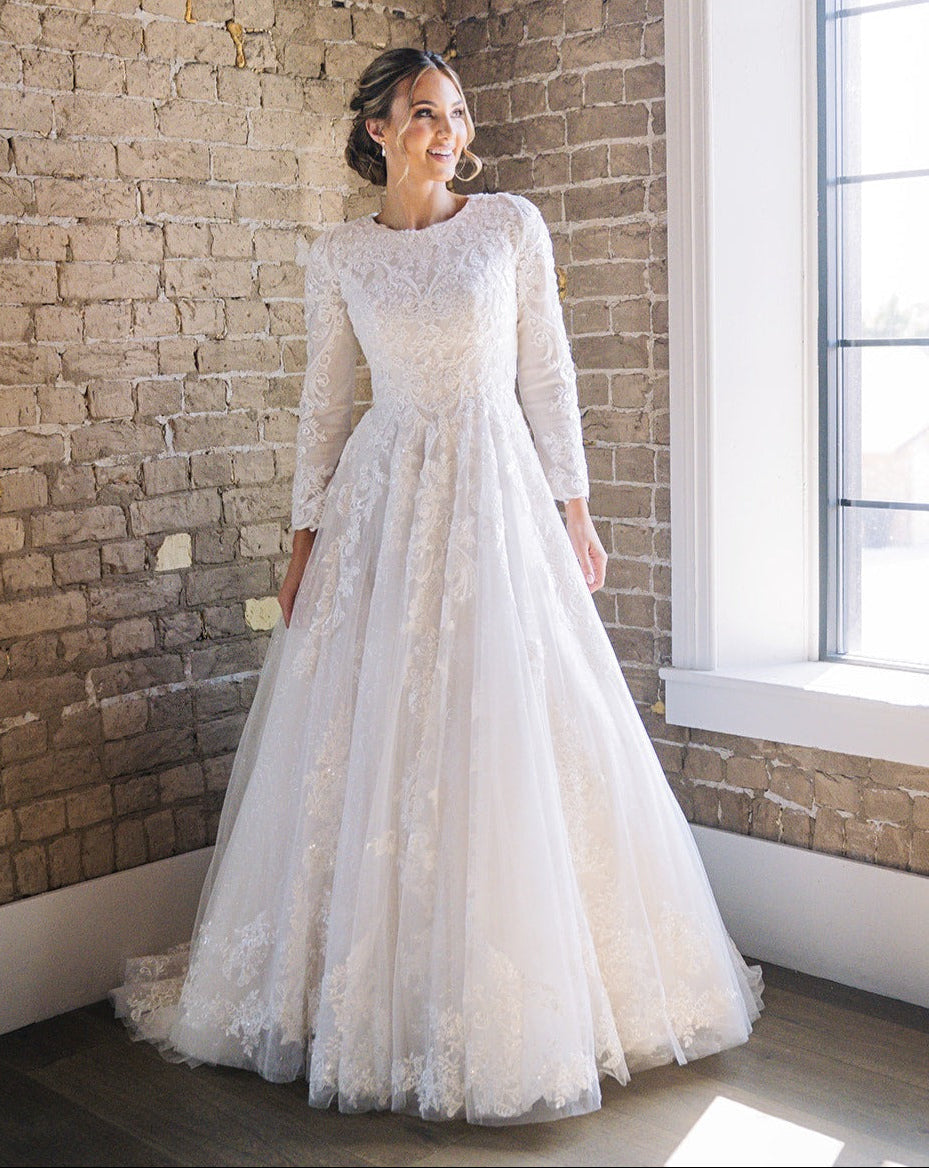 sarah lace wedding dress SARAH Wedding Dress