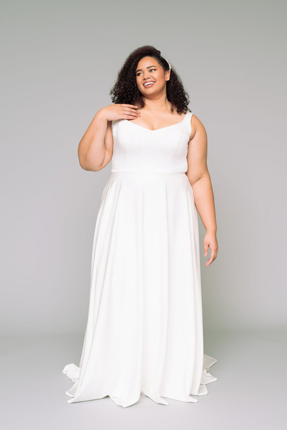 Chicago CL 6022W Barbie Anne Bridal Chicago CL 6022W Barbie Anne Bridal